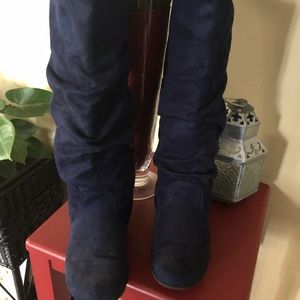 Blue suede slouch style boots size 7